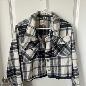 Ashley By 26 Women's Plaid Shacket Jacket